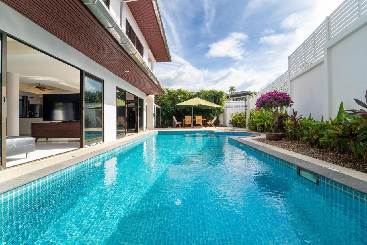 Villa Amaya, 2 Story Tropical Oasis With Green Hills View & Pool, 카말라 비치 외부 사진