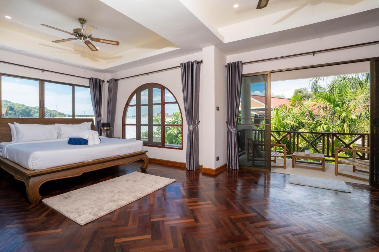 Villa Amaya, 2 Story Tropical Oasis With Green Hills View & Pool, 카말라 비치 외부 사진