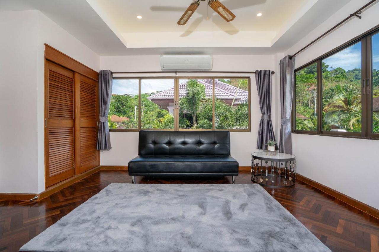 Villa Amaya, 2 Story Tropical Oasis With Green Hills View & Pool, 카말라 비치 외부 사진